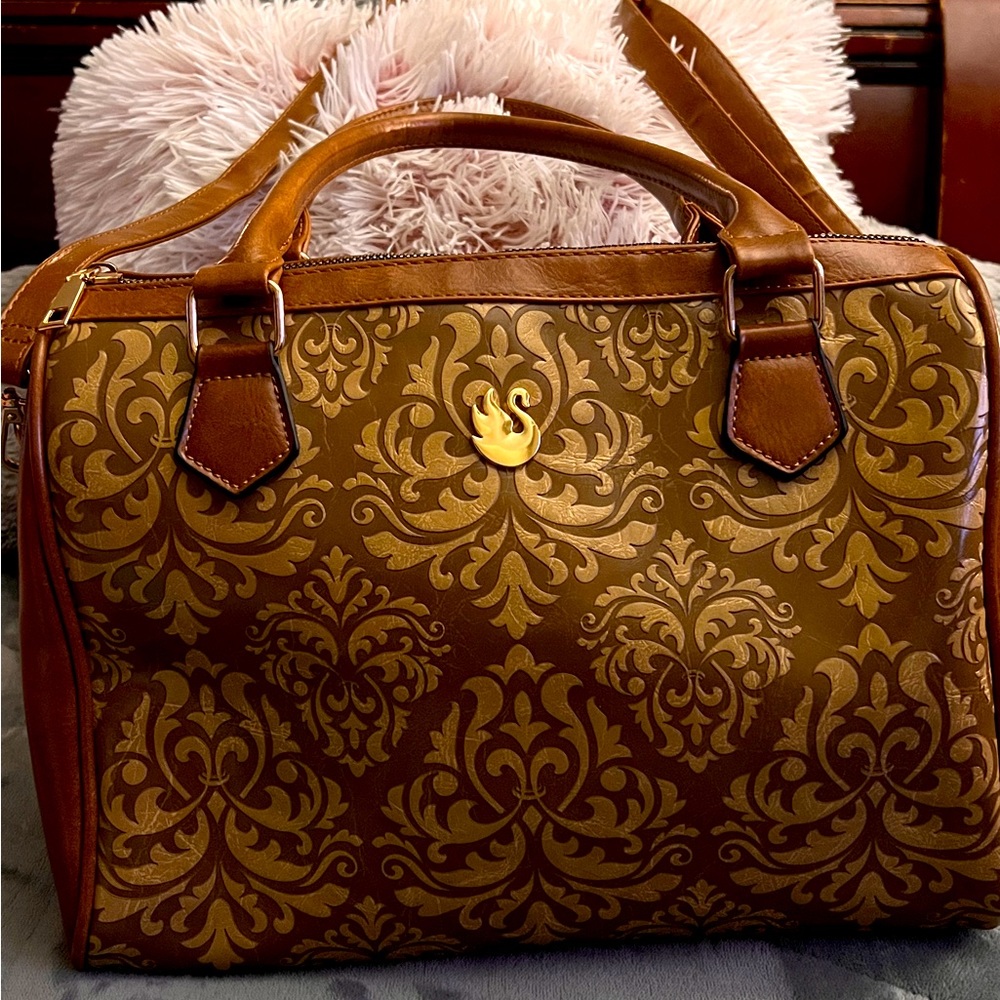 🔥Gloria Vanderbilt Purse